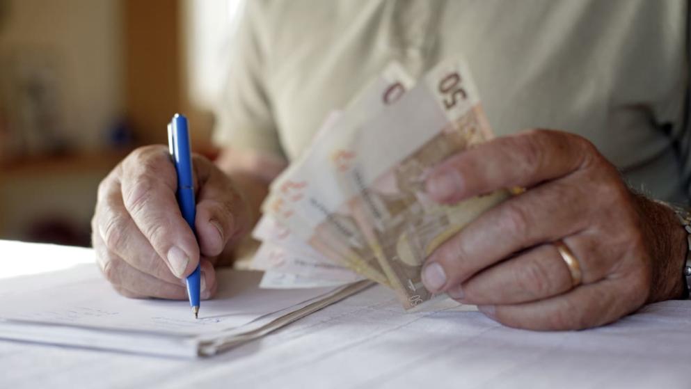 Деньги: Потрясение для пожилых людей: пенсионный возраст в Германии поднимут до 68 лет