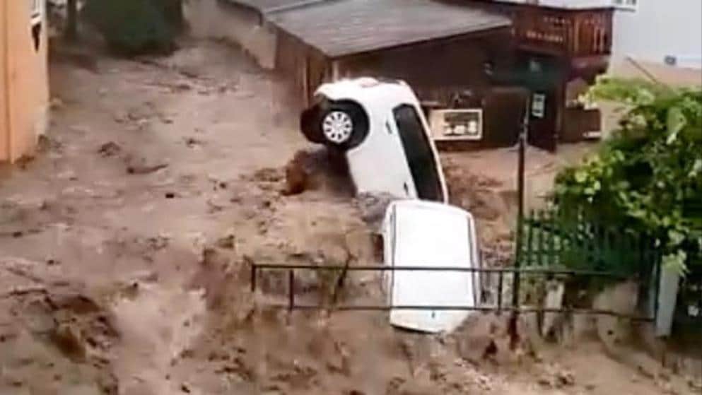 Происшествия: Стихия не отступает: наводнения обрушились теперь на Баварию, Саксонию и Австрию