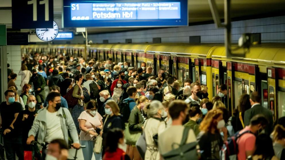 Происшествия: Железнодорожный хаос продолжается: Deutsche Bahn игнорирует все карантинные правила