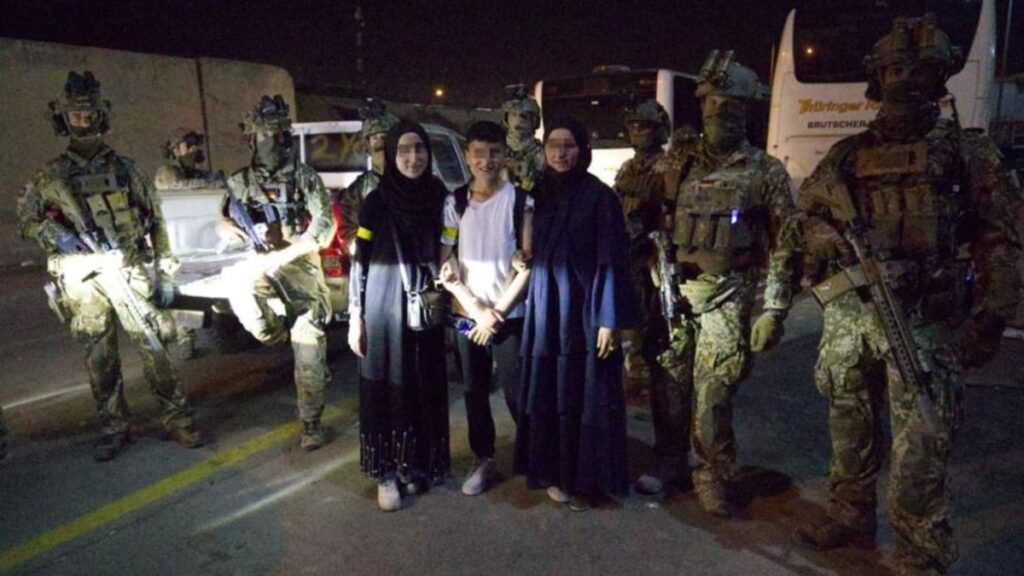 Общество: Спецназовцы KSK спасли мюнхенскую семью из талибского ада