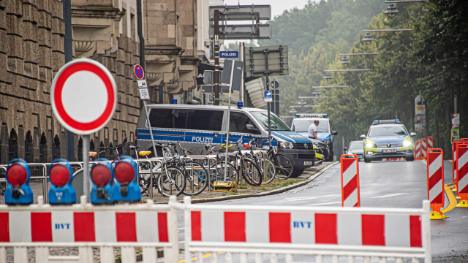 Общество: Движение только по встречной: Зеленые заблокировали полицейский участок ради велодорожки