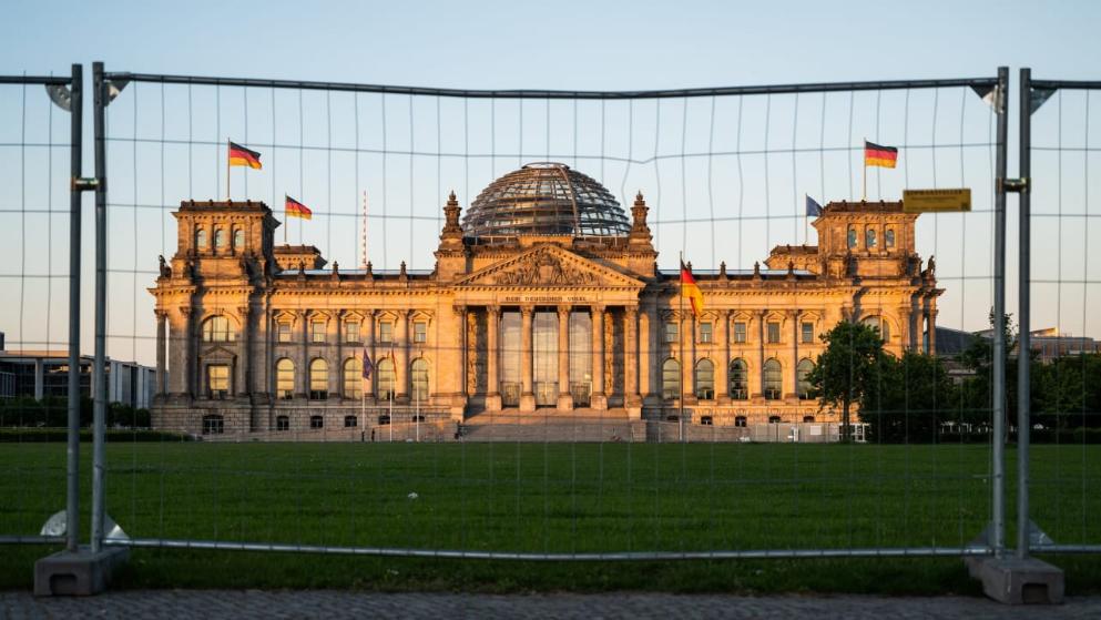 Политика: Места для всех не хватит: новый немецкий бундестаг будет работать на улице?