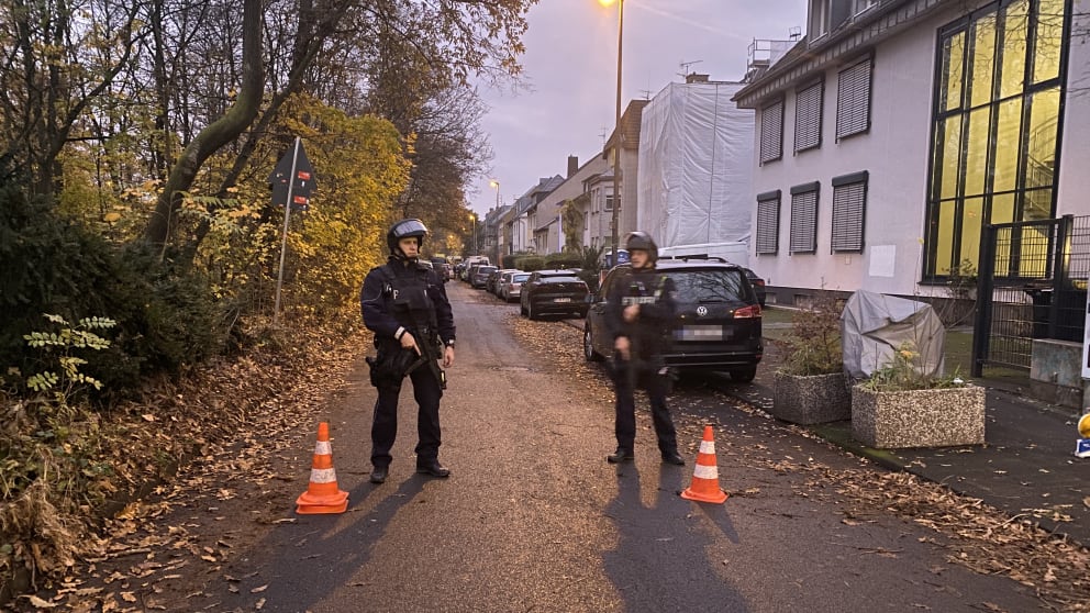 Происшествия: Полицейская операция в Кельне: мужчина угрожал взорвать детский сад