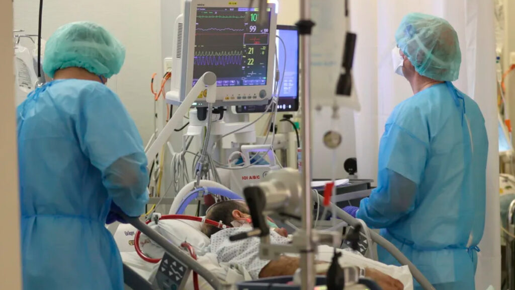 Общество: Больницы Саксонии достигли уровня перегрузки