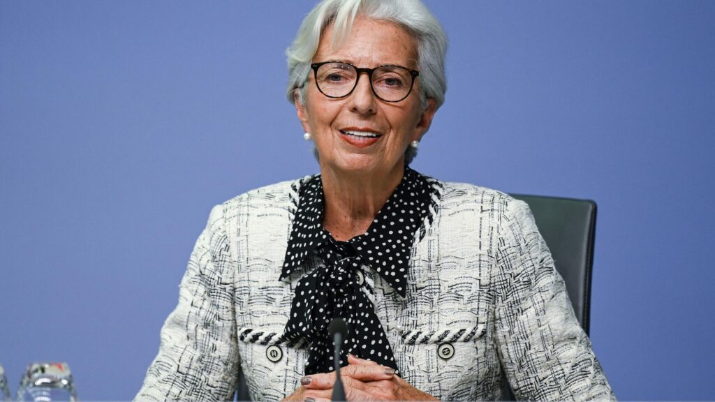 Деньги: Немецкие пенсионеры в зоне риска: глава ЕЦБ сокращает пенсионный фонд