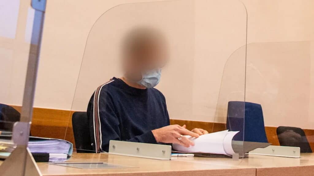 Происшествия: Не будет считаться ранее судимым: врача, из-за ошибки которого, ребенок несколько лет находится в коме, оштрафовали на €15 000