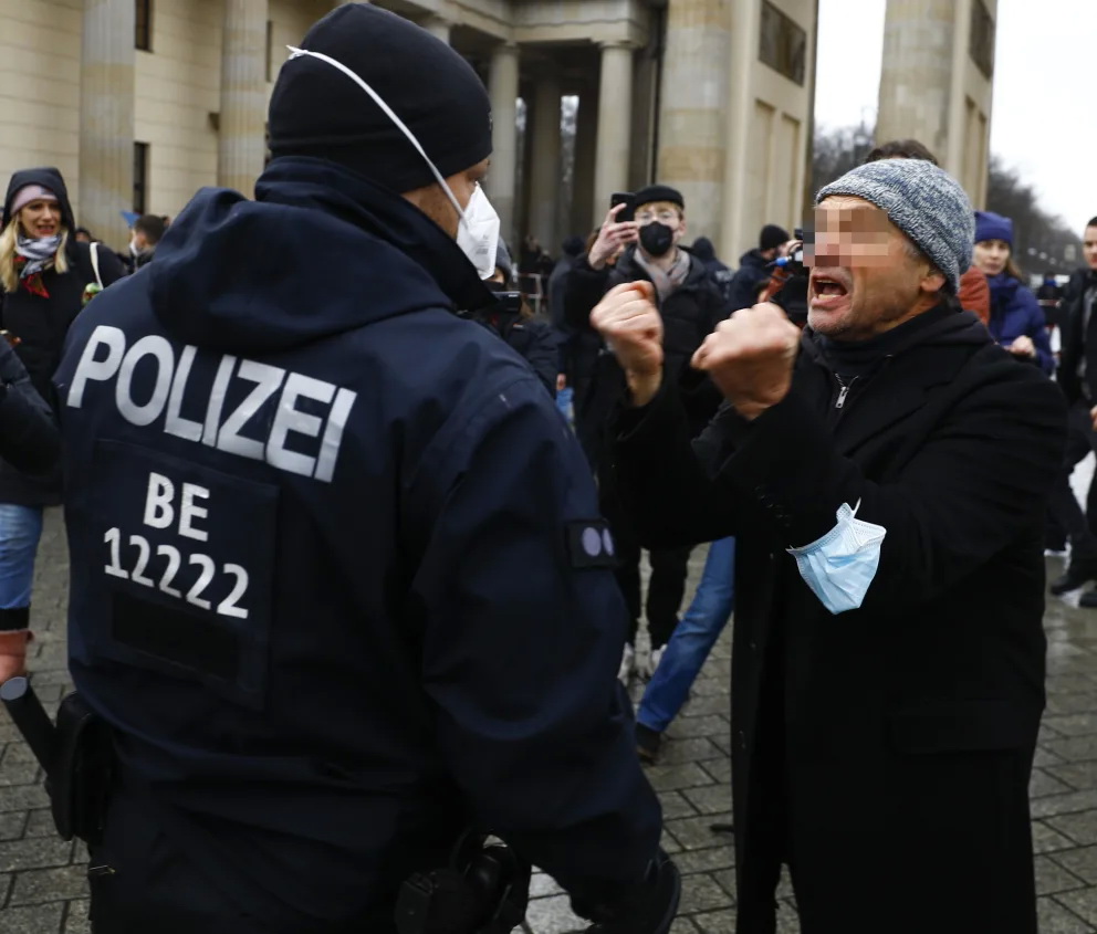 Происшествия: Ненависть и агрессия растут: Саксония утопает в незаконных демонстрациях
