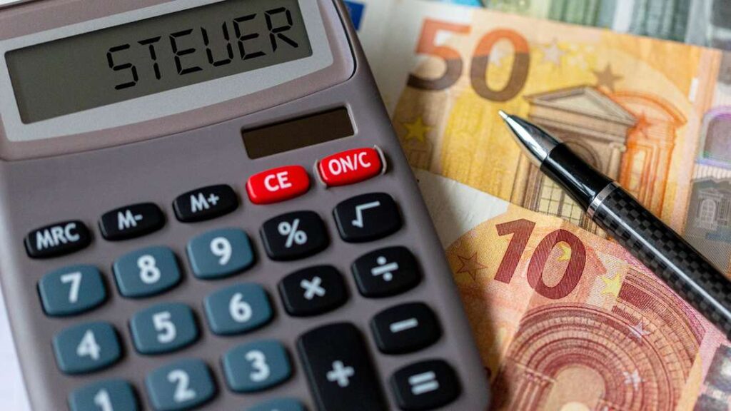 Деньги: Немецкое правительство упростит подачу налоговых деклараций