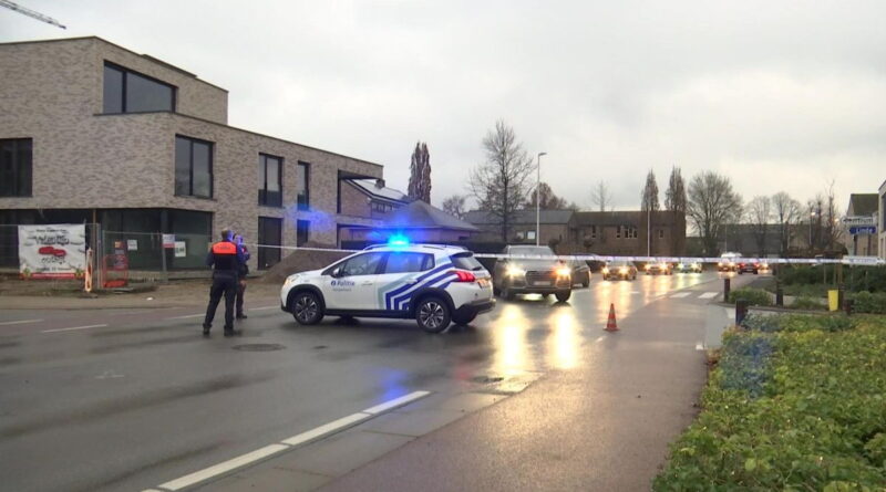 Мировая пресса: Бельгия: 12-летний ребенок напал на сотрудника правоохранительных органов с колющим оружием, пострадавший в больнице