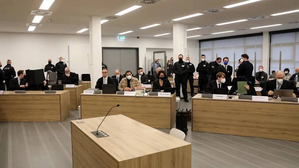 Общество: Неожиданное заявление: в Дрездене начался процесс по делу ограбления Зеленого свода