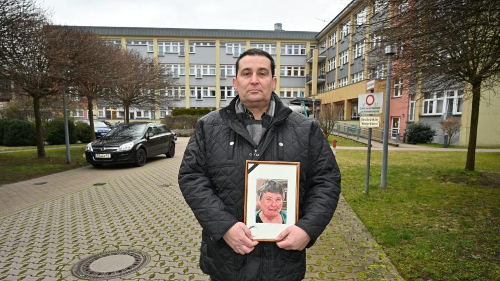 Происшествия: Житель Баден-Вюртемберга в ярости: «В доме престарелых, где жила моя мать, умерло 15 человек»