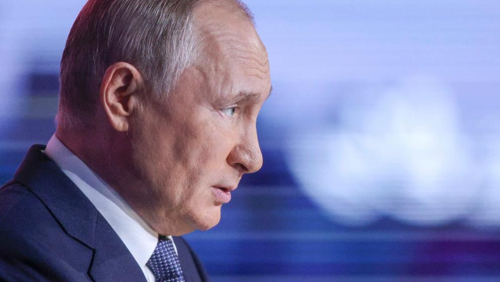 Общество: Почему Путина нет ни в одном санкционном списке?