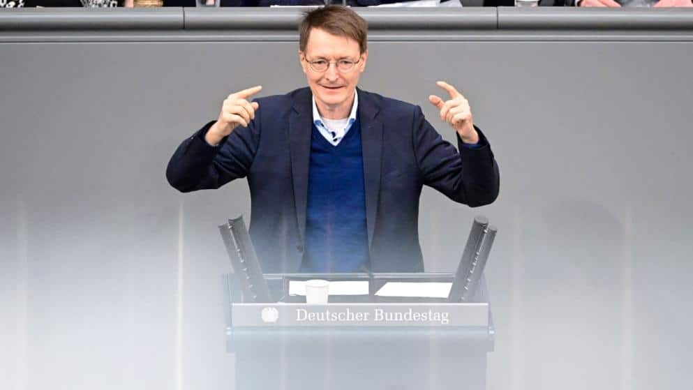 Общество: Бундестаг принял новый закон: Германия возвращается к жизни почти без ограничений
