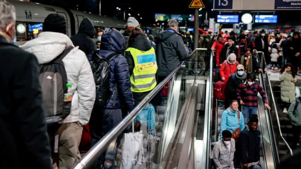 Общество: Как Германия контролирует поток беженцев из Украины