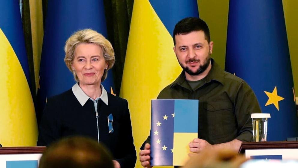 Политика: В разгар войны: Украина стала еще на один шаг ближе к вступлению в ЕС
