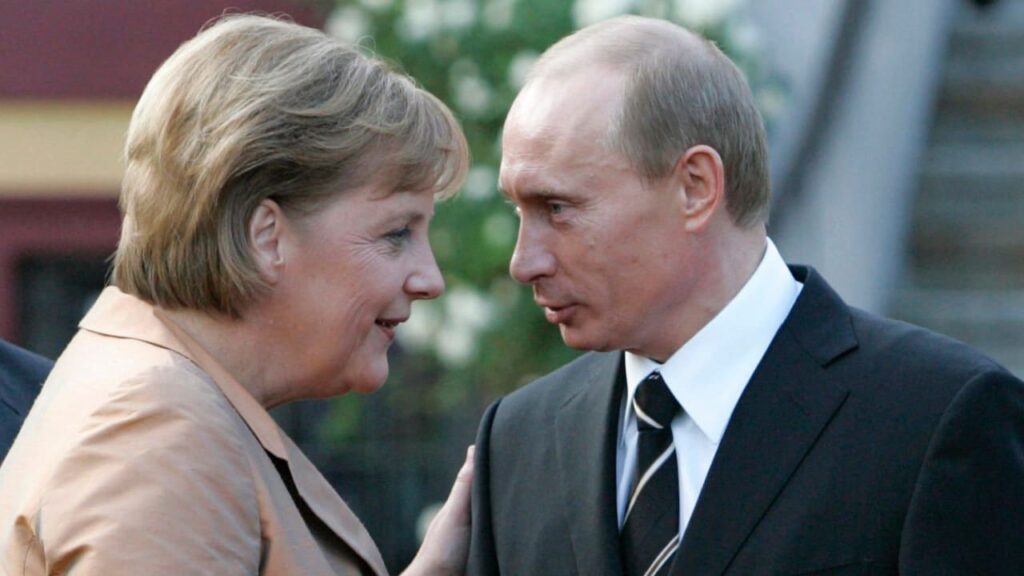 Общество: Досье о политическом провале. Часть 2: как Меркель помешала Украине вступить в НАТО 