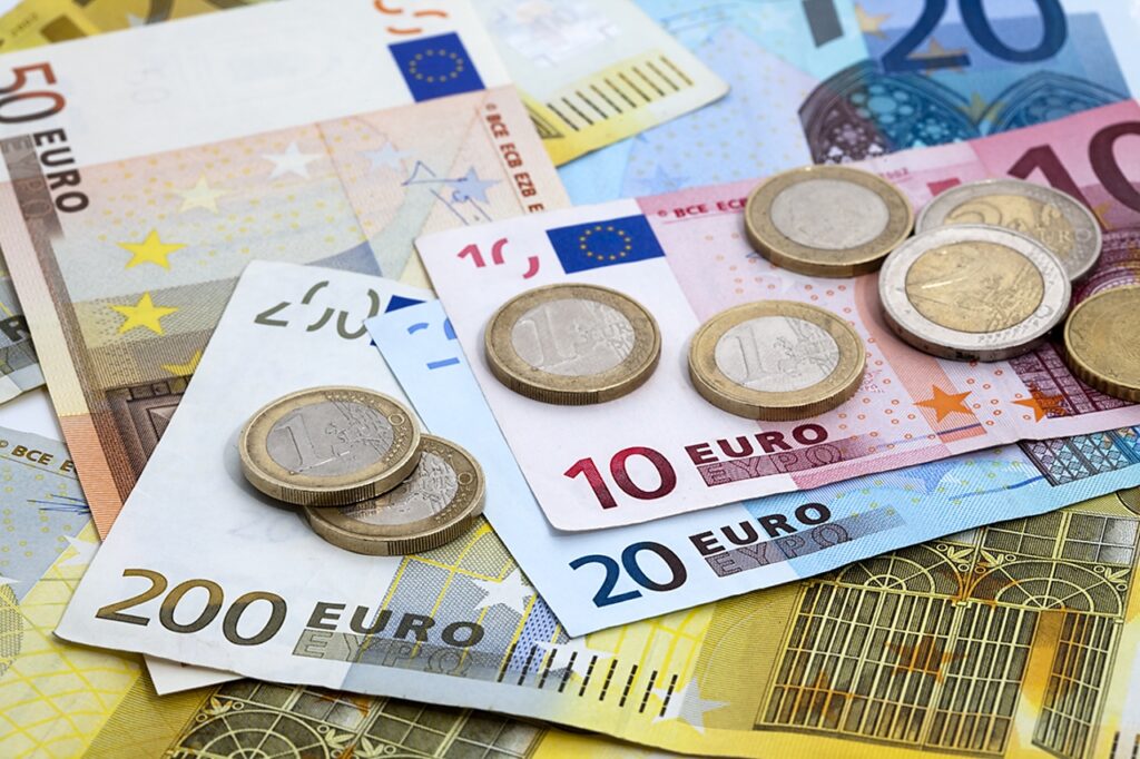 евро купюры и монеты