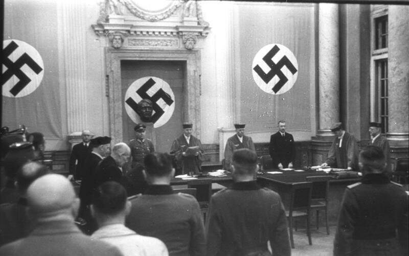 Общество: Суды Третьего Рейха: Как Гитлер взял под свой контроль систему правосудия