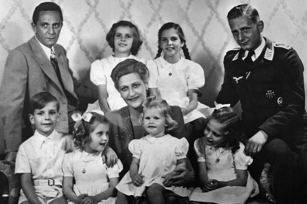 Происшествия: Действительно ли Магда Геббельс убила своих шестерых детей