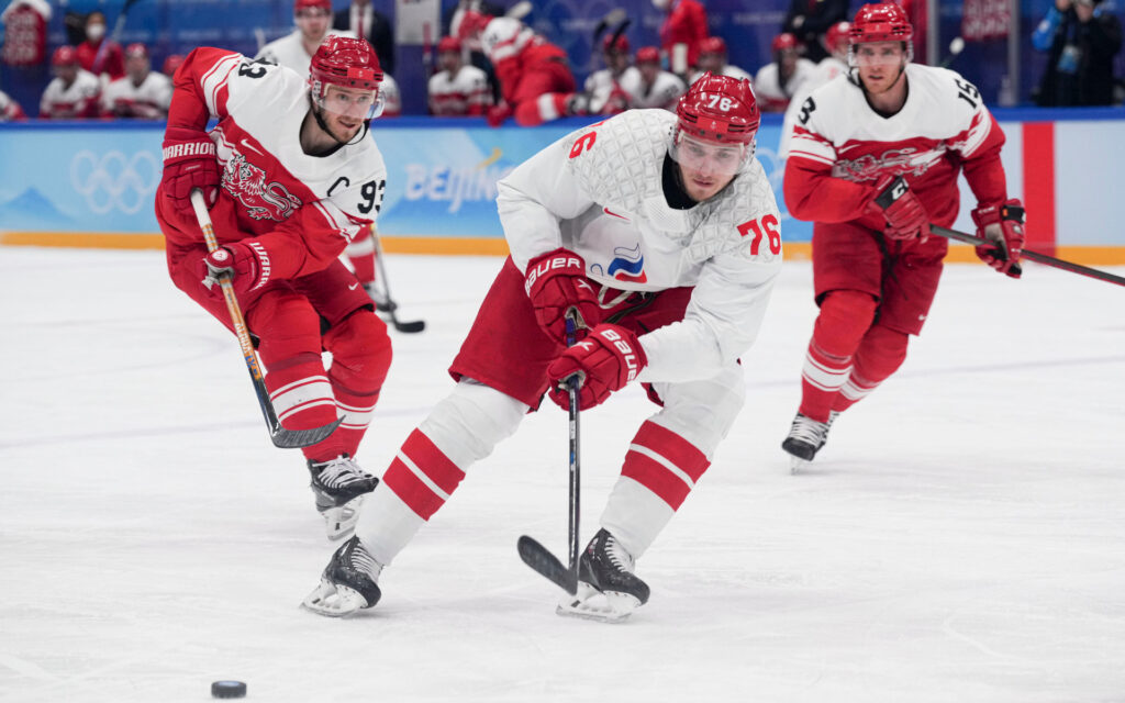 Спорт: Фавориты чемпионата Беларуси по хоккею