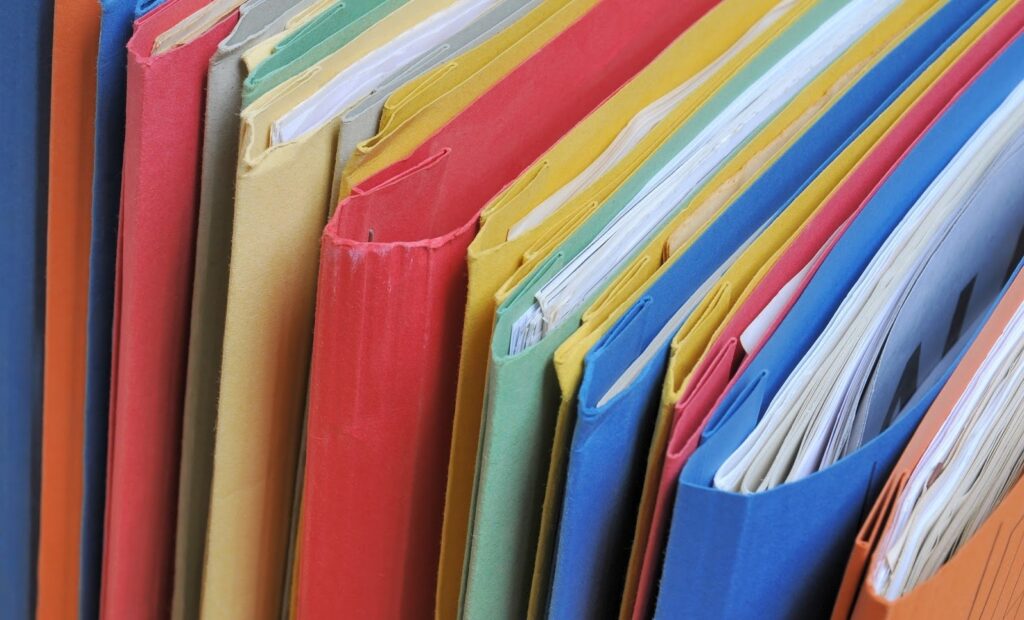Полезные советы: Сколько нужно хранить важные документы?