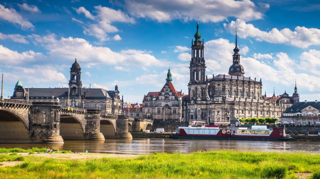 Досуг: Какие города стоит посетить в Германии?